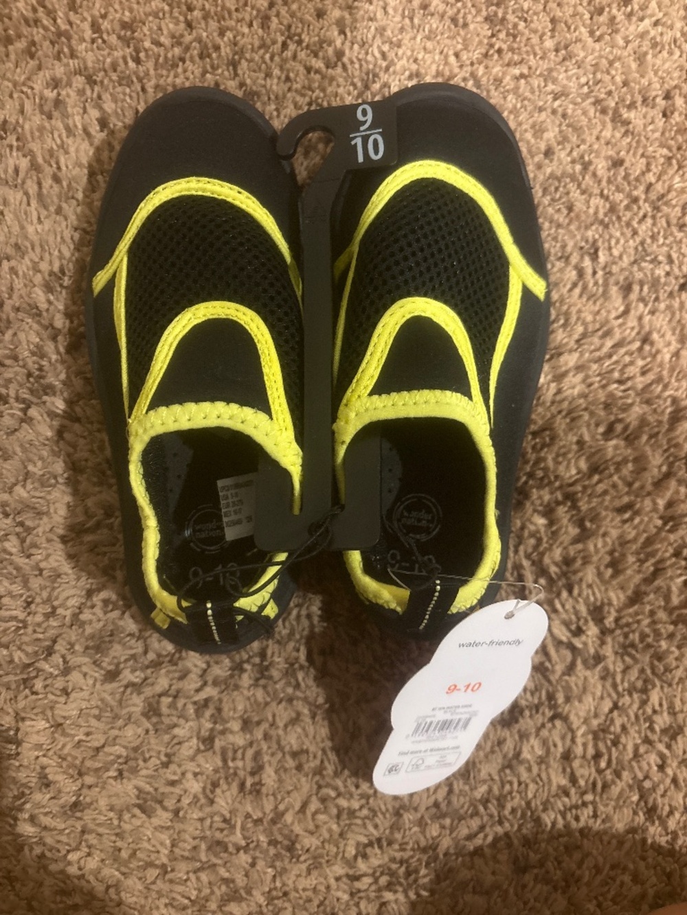 Toddler water shoes